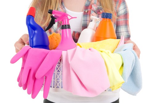 Operative preparing safe oven cleaning equipment